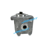 For Kubota engine parts V1505 Hydraulic Pump 37410-76600